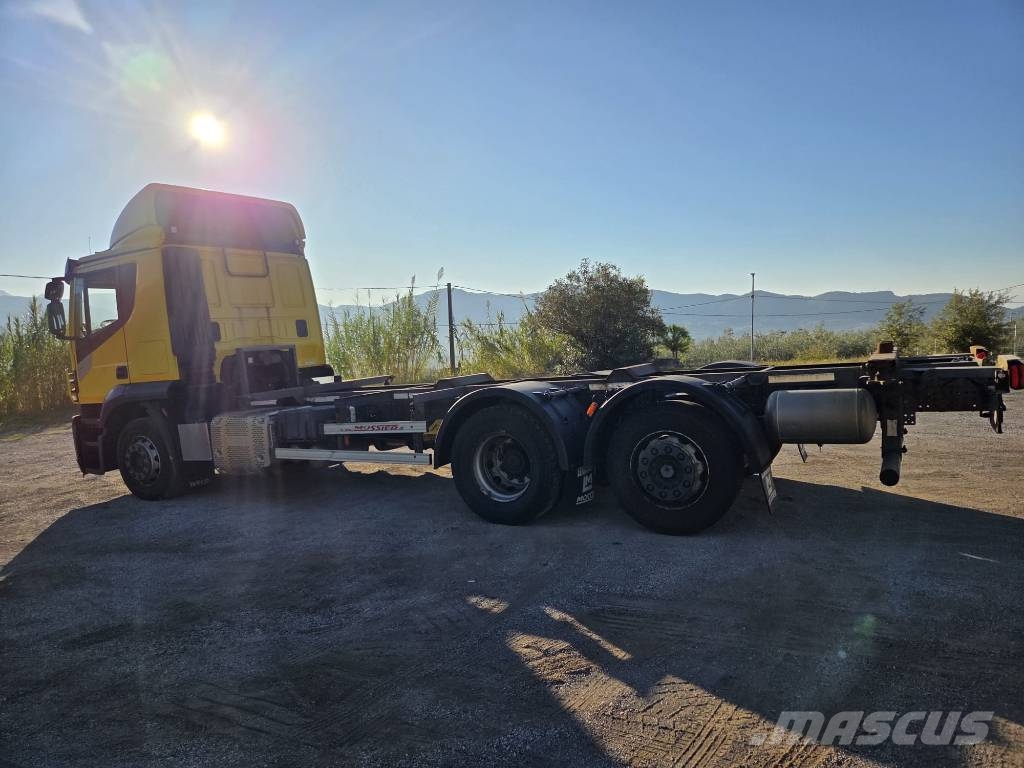 Iveco Stralis 260 S46 Camiones portacoches