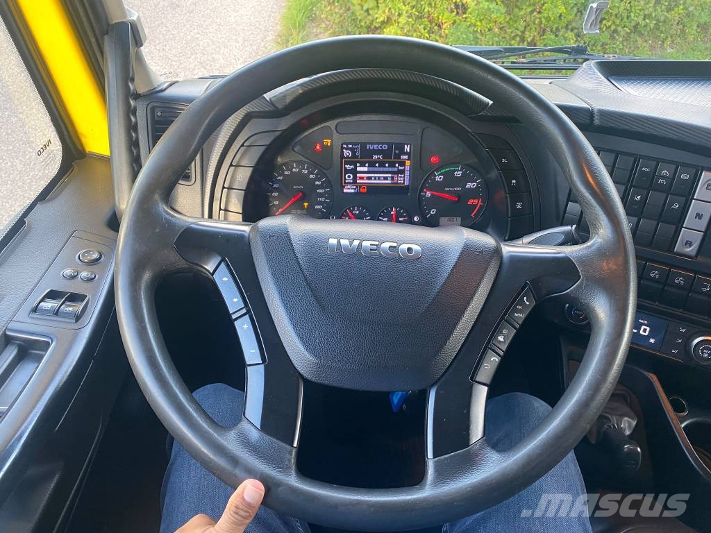 Iveco Stralis 260 S46 Trasportatore per veicoli
