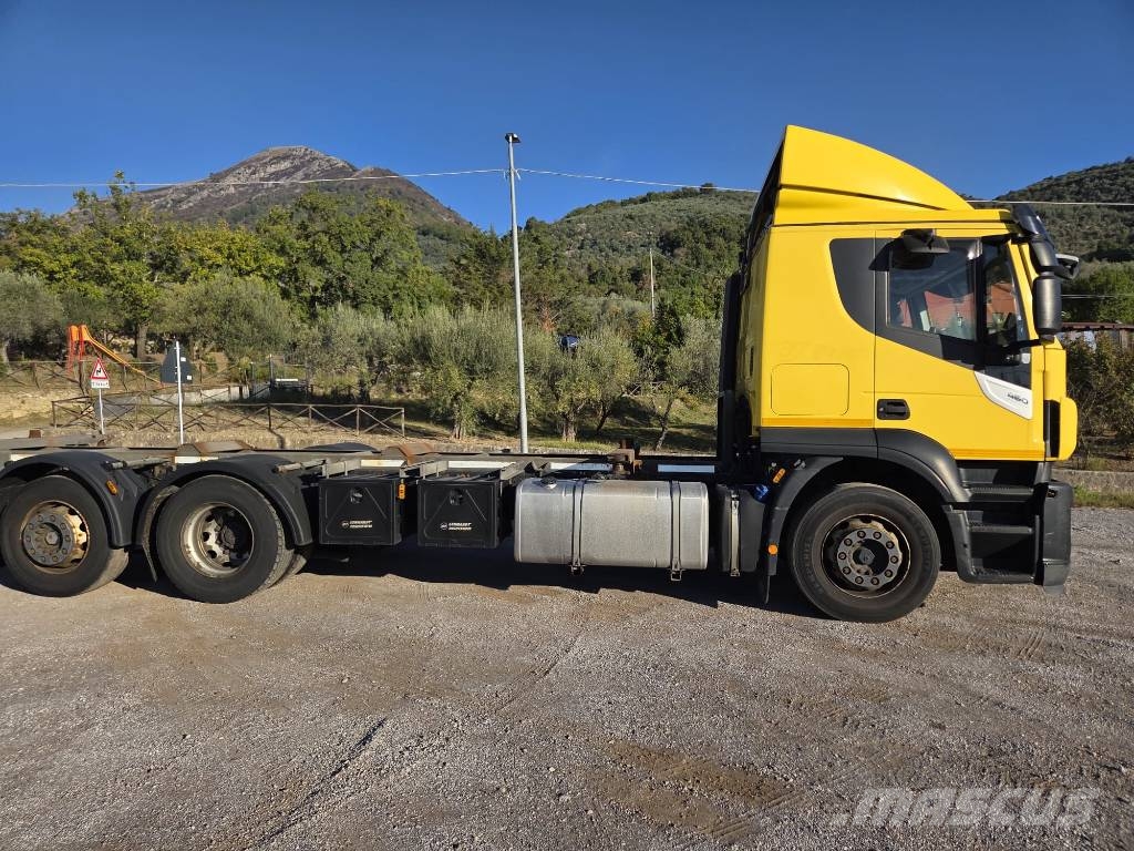 Iveco Stralis 260 S46 Camiones portacoches