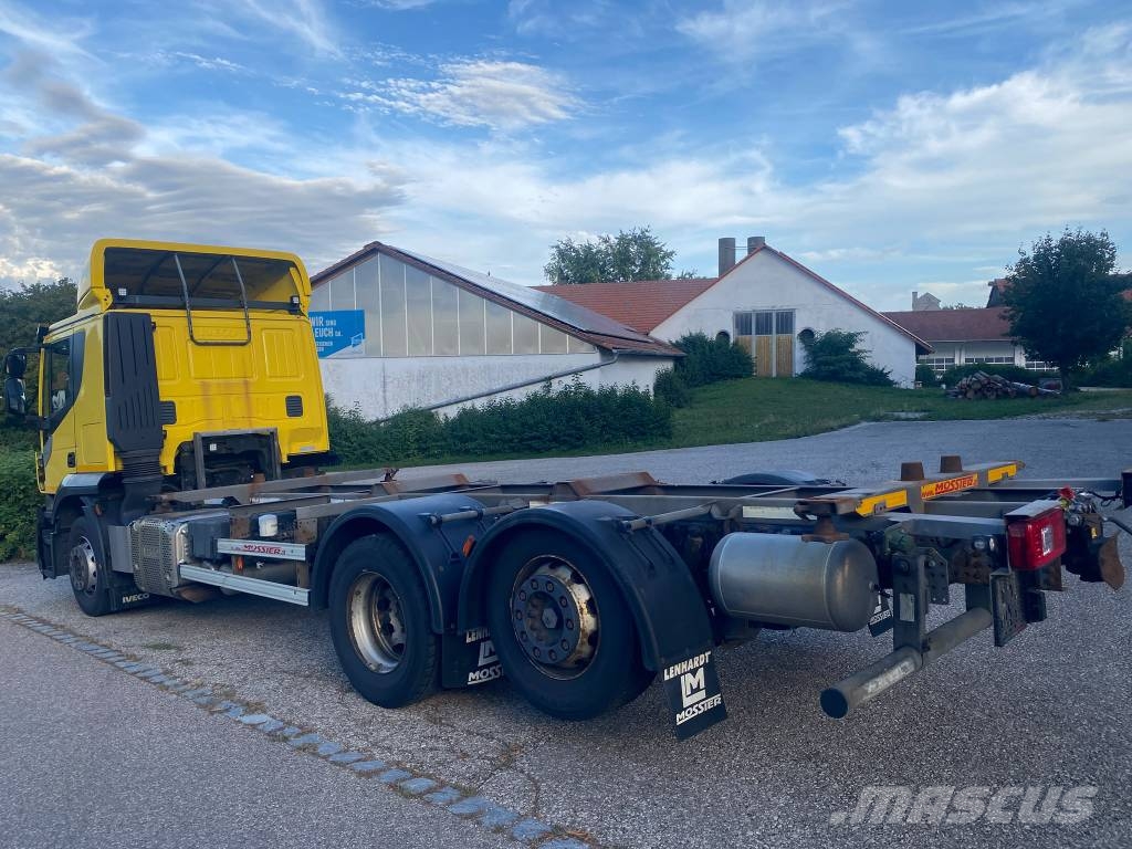 Iveco Stralis 260 S46 Trasportatore per veicoli