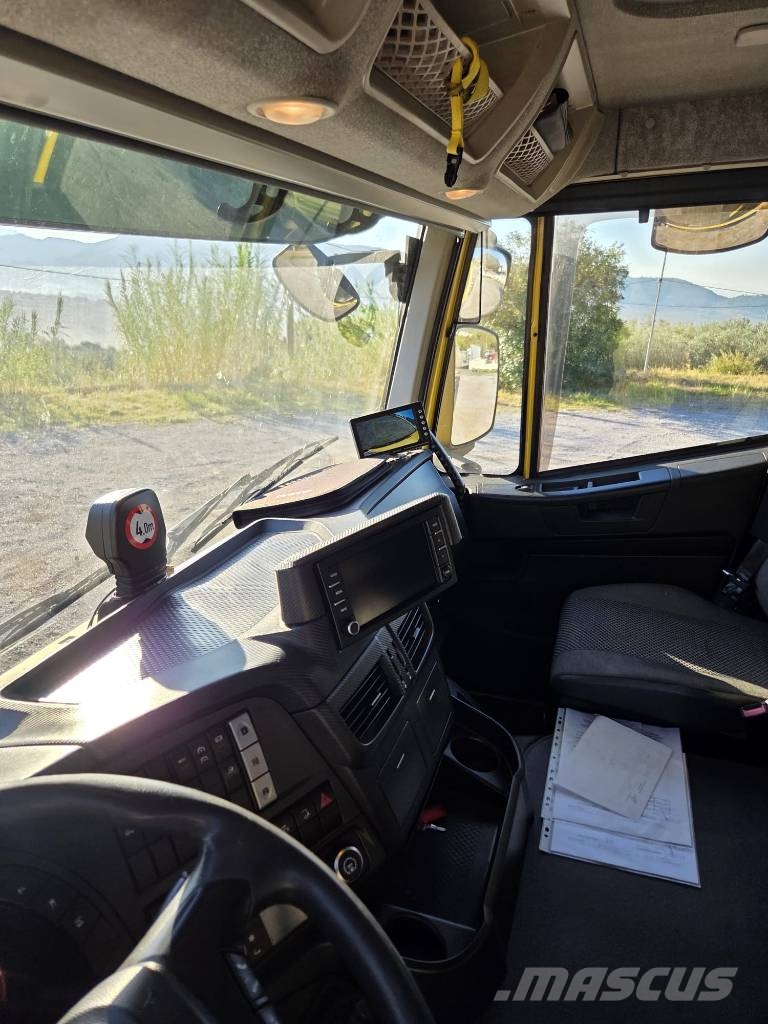 Iveco Stralis 260 S46 Camiones portacoches