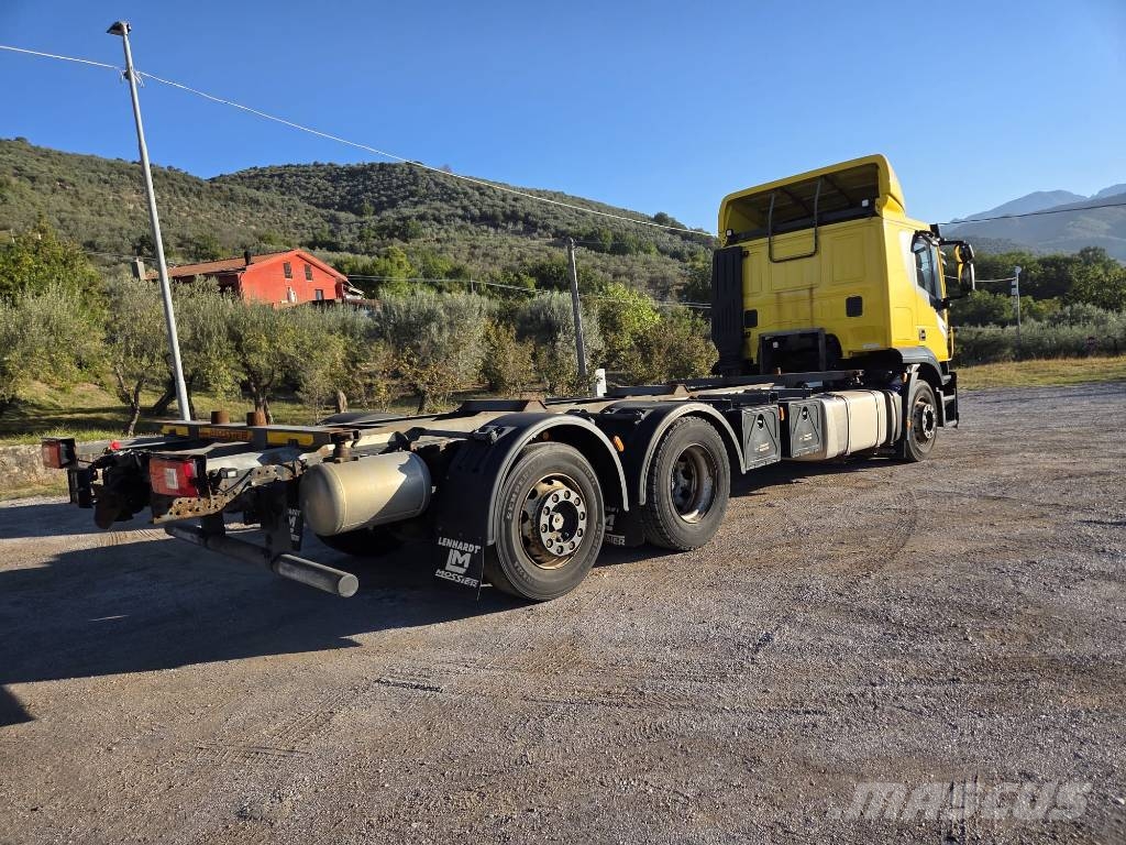 Iveco Stralis 260 S46 Camiones portacoches