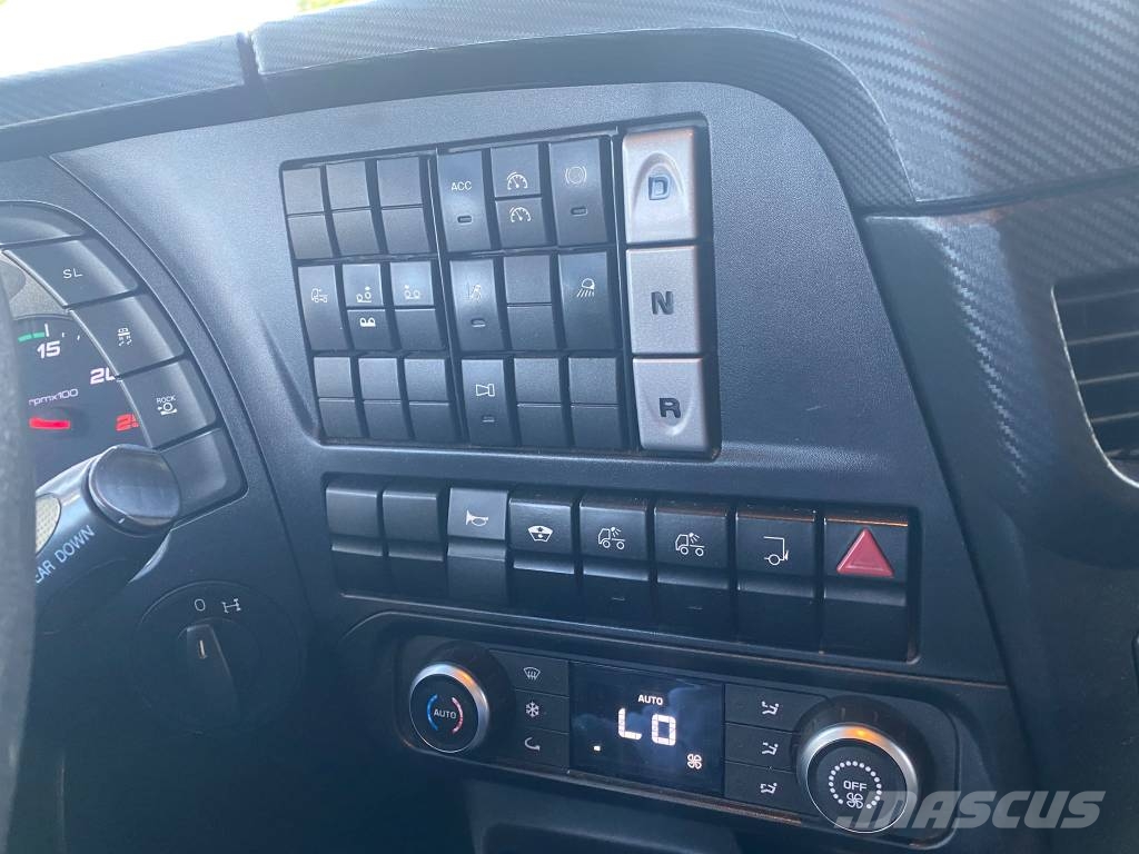 Iveco Stralis 260 S46 Trasportatore per veicoli