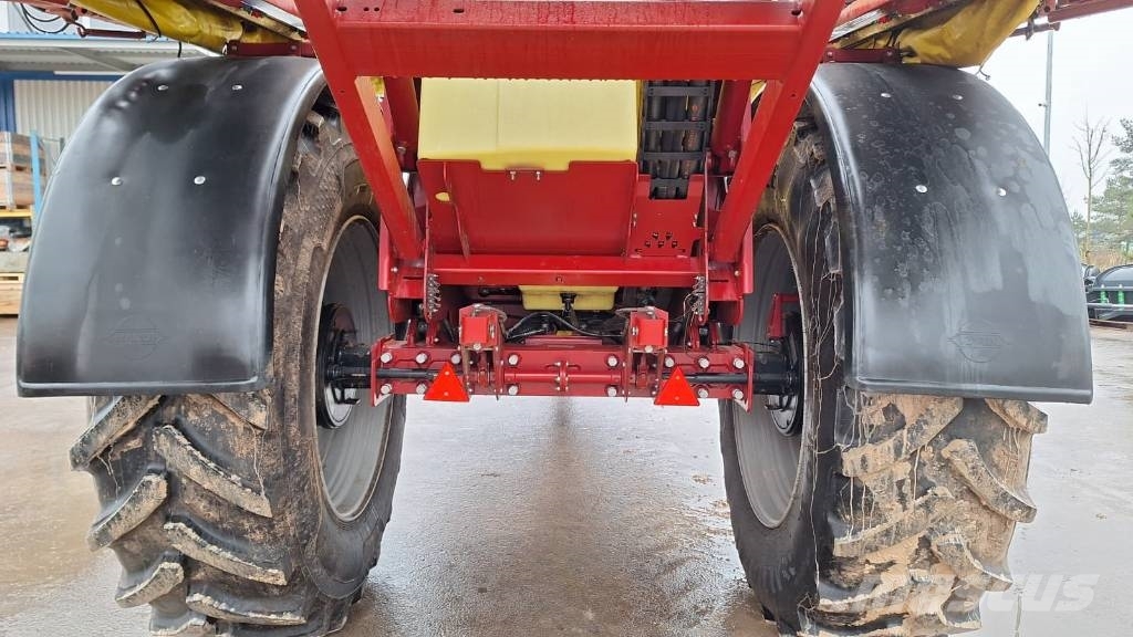 Hardi Commander 5500 TwinForce Pulverizadores rebocados