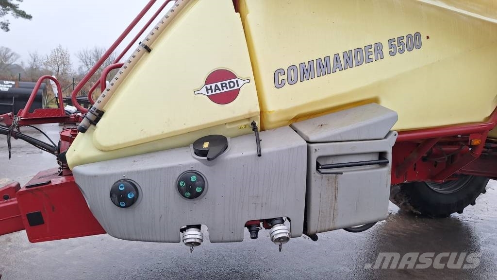 Hardi Commander 5500 TwinForce Pulverizadores rebocados