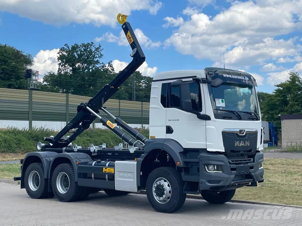 MAN TGS 33.440 MAN TGS 33.440 6x6 Euro6e Hyva Hook lift trucks