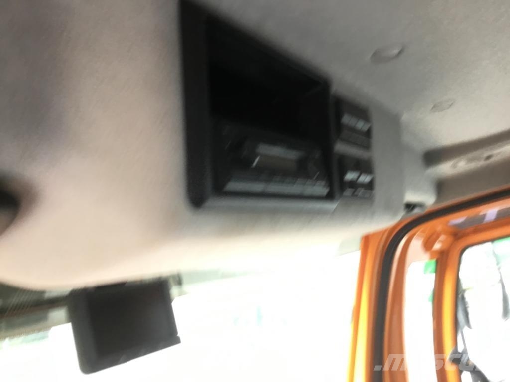 MB Trac UNIMOG U 527 Ciągniki rolnicze