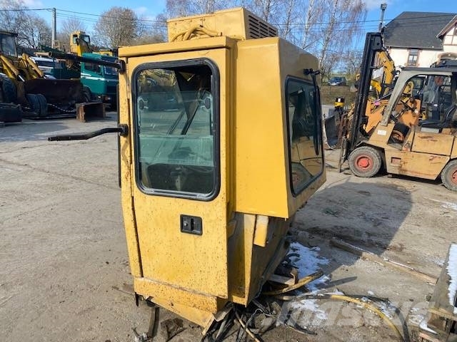 CAT 992 C Cabins and interior