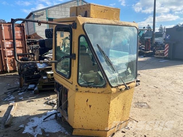 CAT 992 C Cabins and interior