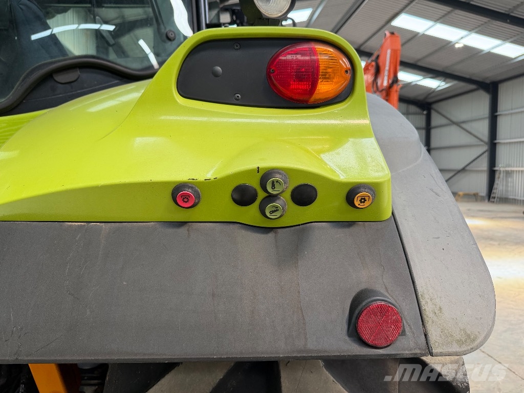 CLAAS Arion 650 Tractors