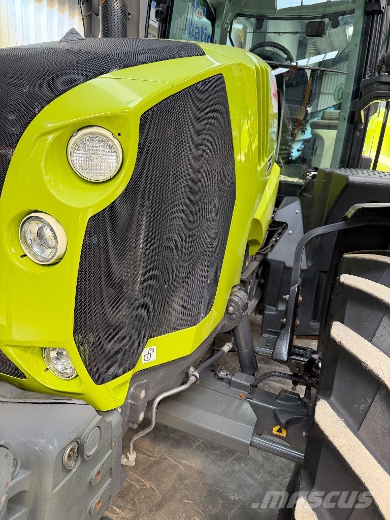 CLAAS Arion 650 Tractors
