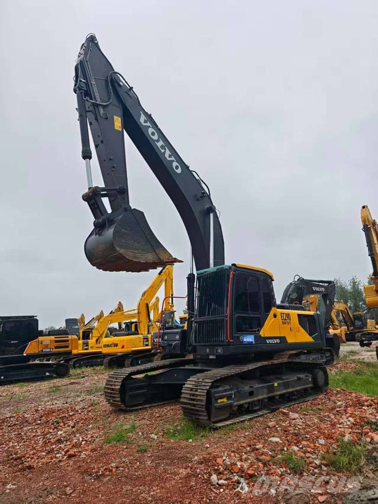 Volvo EC 290 Roomikekskavaatorid