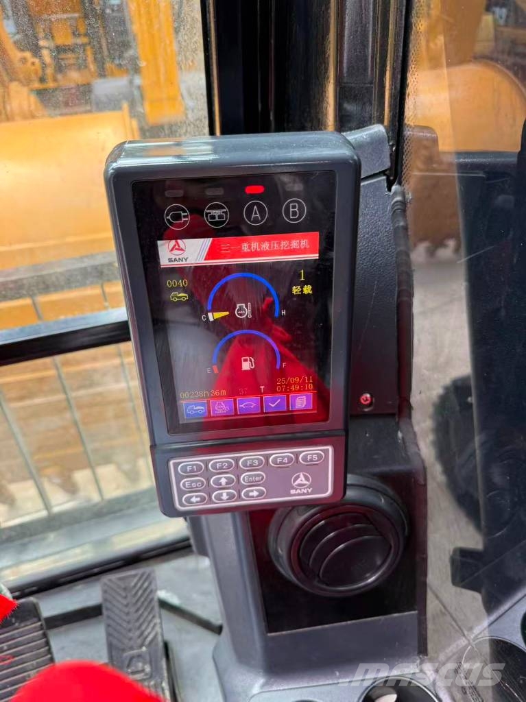 Sany SY 215 C Верижен екскаватор