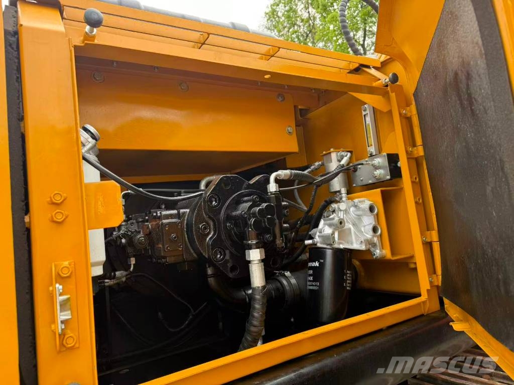Sany SY 215 C Верижен екскаватор