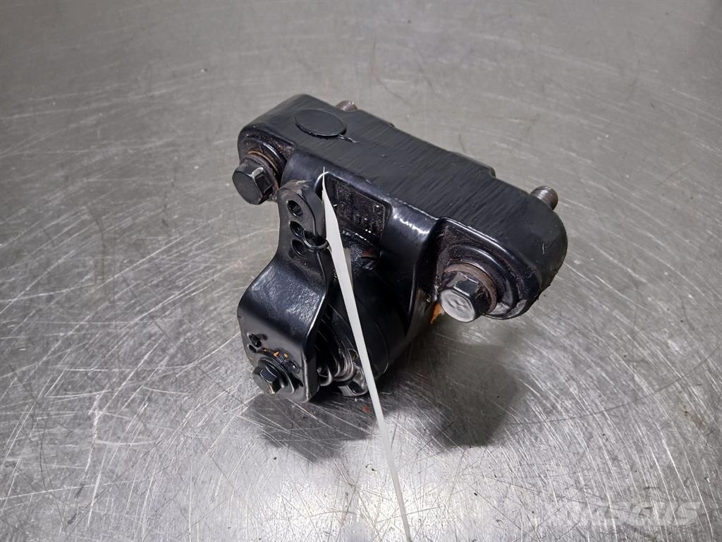 Yanmar V7-ZF MT-L3015II-Brake cylinder/Bremszylinder Brzdy