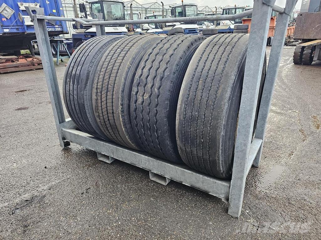 Firestone / LEAD / NEXT TREAD/ TRAILER TIRE. Transport Sonstige