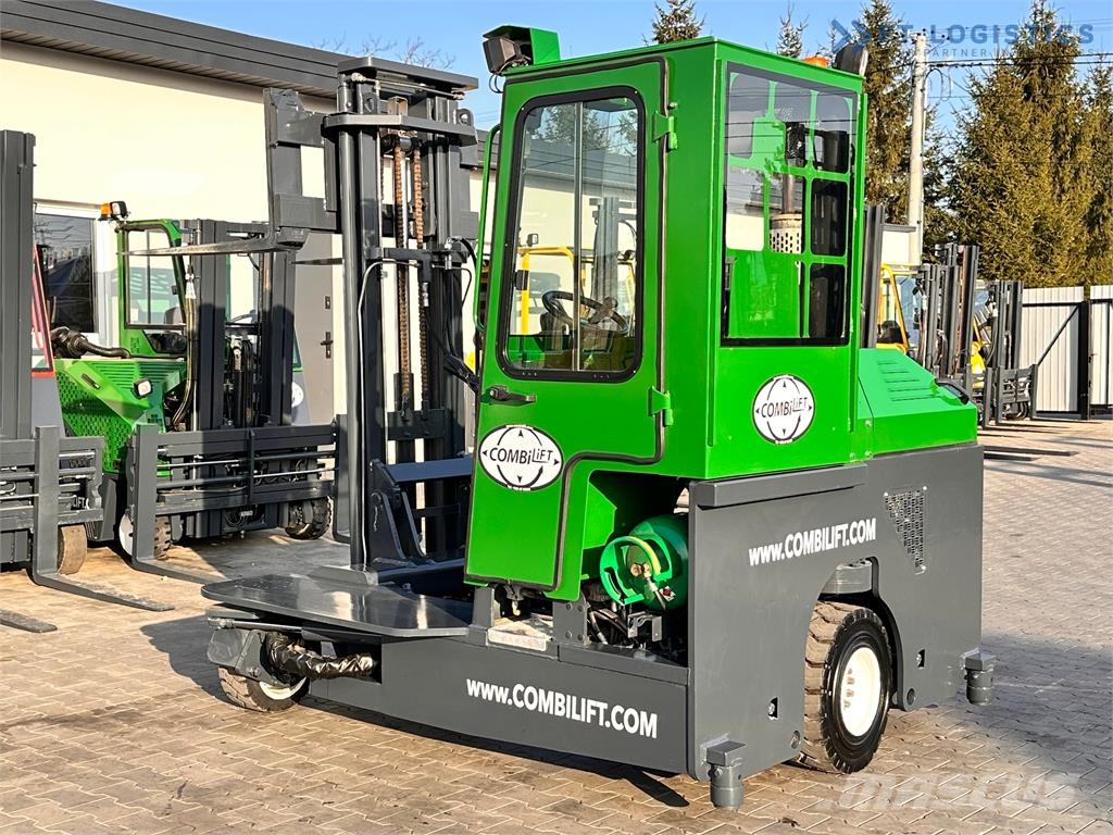 Combilift C3000 / DUPLEX / 4100MM / LPG / FREE LIFT / LIKE N Nelitietrukit