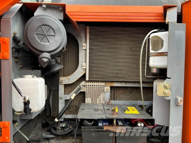 Hitachi ZX 130-3 Rupsgraafmachines
