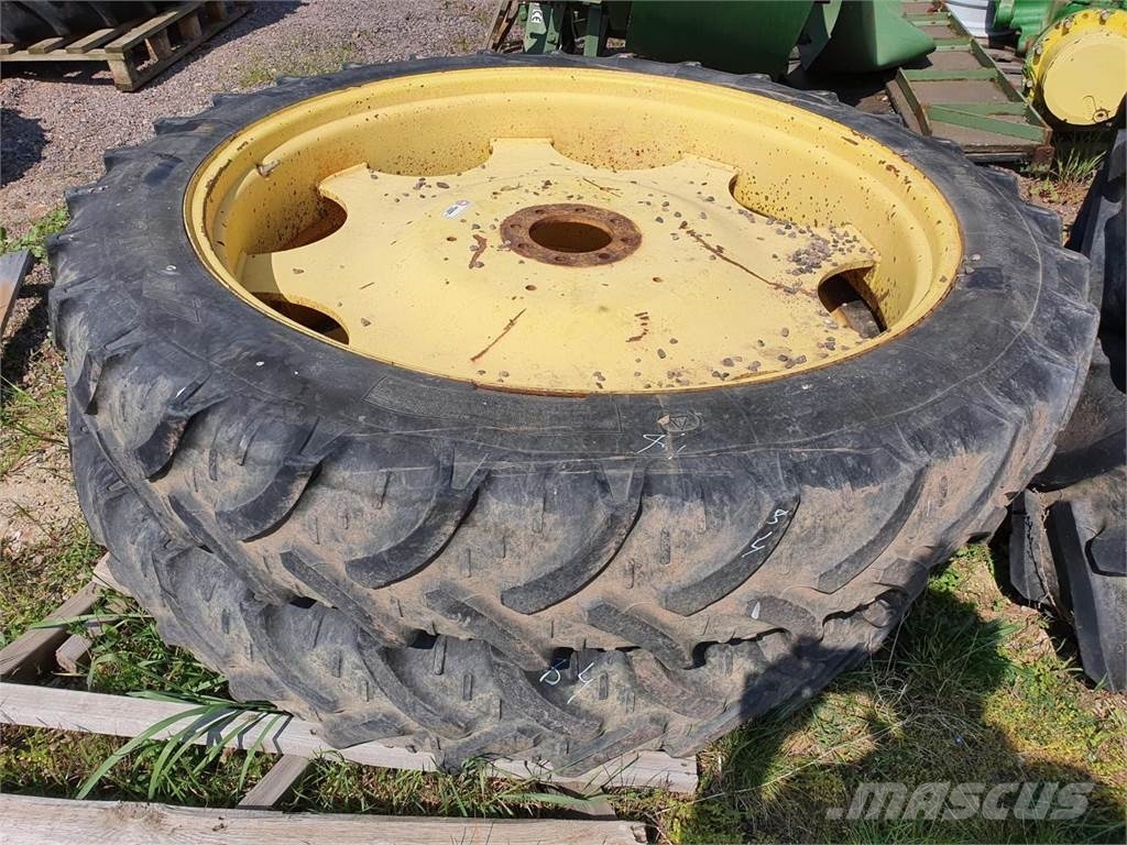 Kleber 270/95R48 x2 Riepas, riteņi un diski