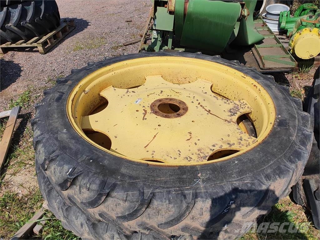 Kleber 270/95R48 x2 Riepas, riteņi un diski