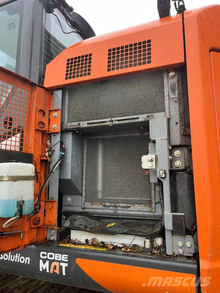Hitachi ZX225USLC-7 Excavadoras sobre orugas