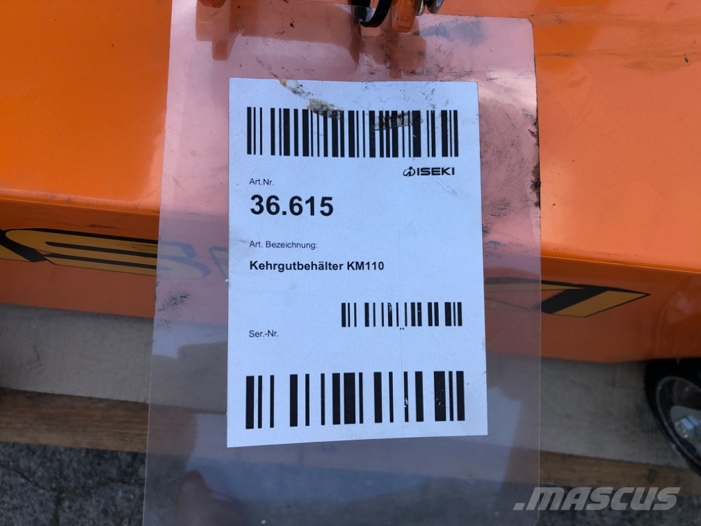 Iseki KM 110 Kehrgutbehälter für Iseki Kehrmaschine Šlavimo technika