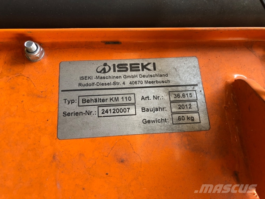 Iseki KM 110 Kehrgutbehälter für Iseki Kehrmaschine Šlavimo technika