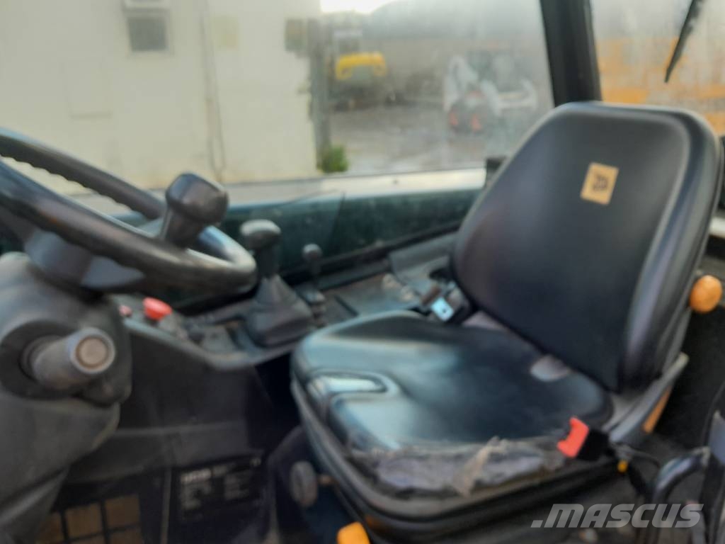 JCB TLT 35 D Teleskoplader für Landwirtschaft