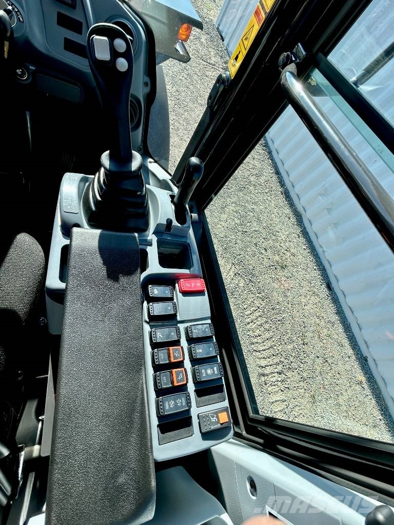 Hitachi ZW140-6 Wheel loaders