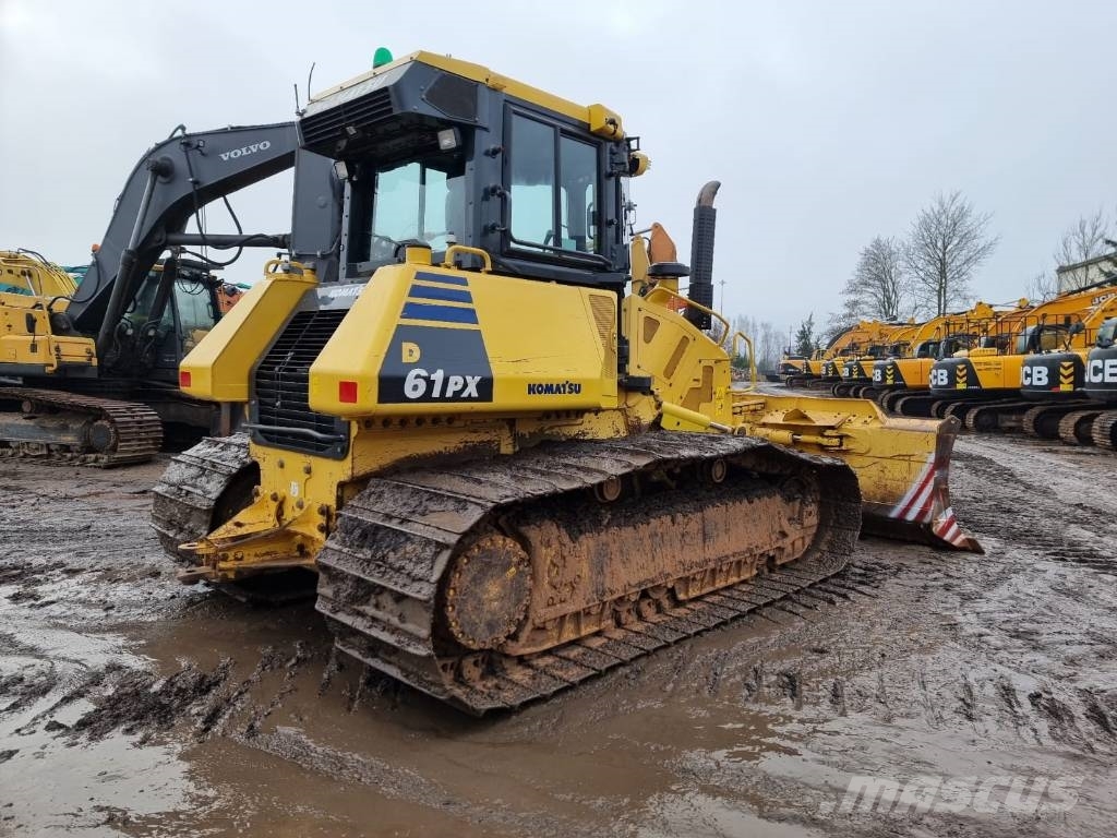 Komatsu D 61 PX-23 Buldooserid