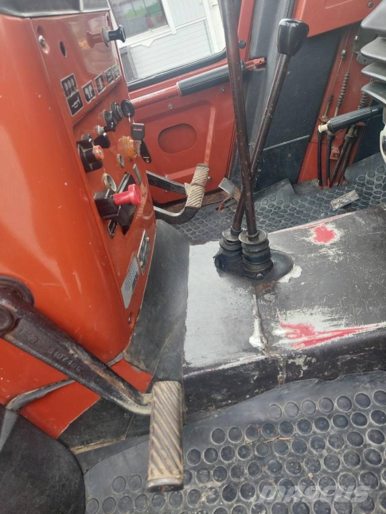 Fiat 680 H Трактори