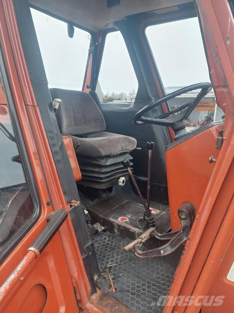 Fiat 680 H Трактори