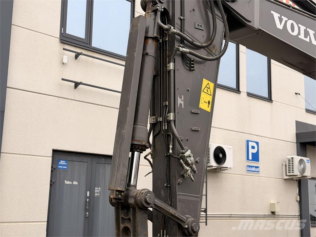 Volvo EC300EL Crawler excavators