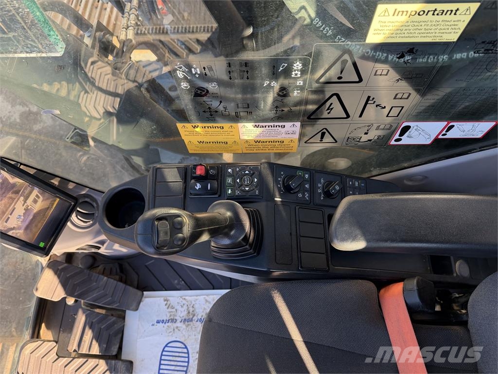 Volvo EC300EL Telakaivukoneet