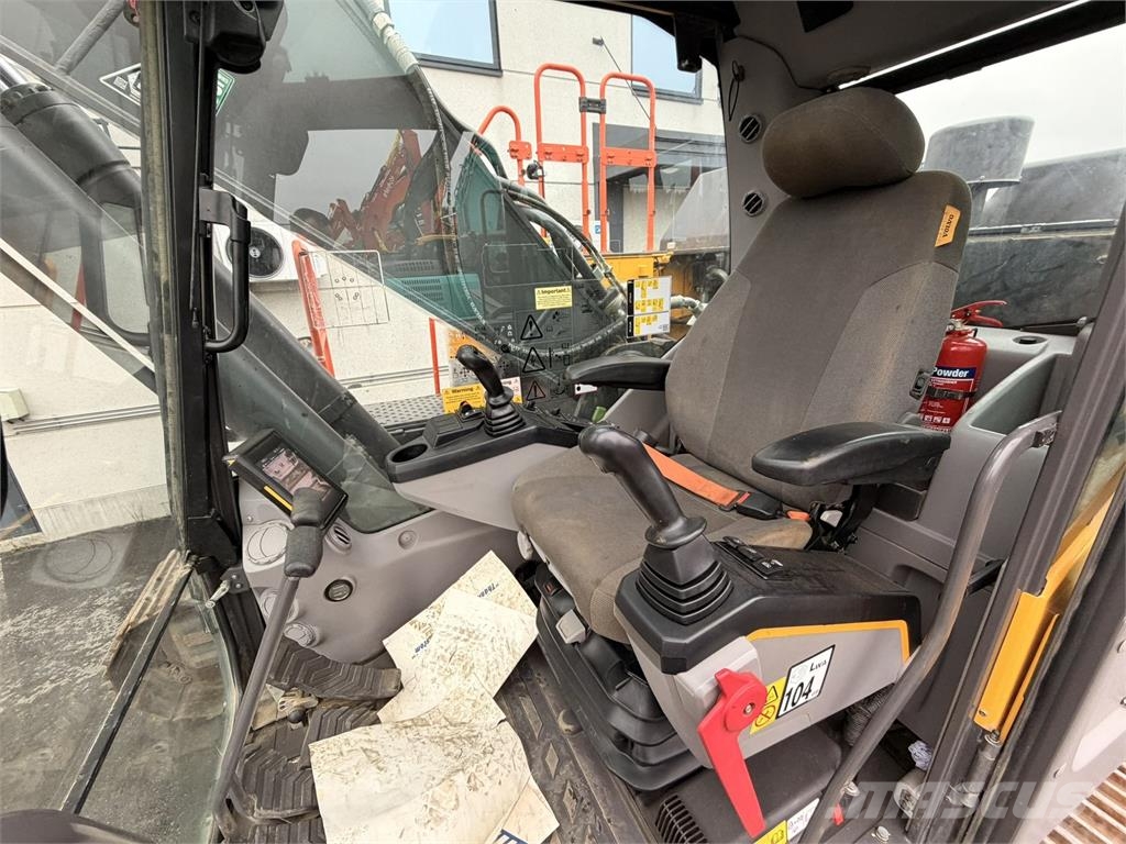 Volvo EC300EL Crawler excavators