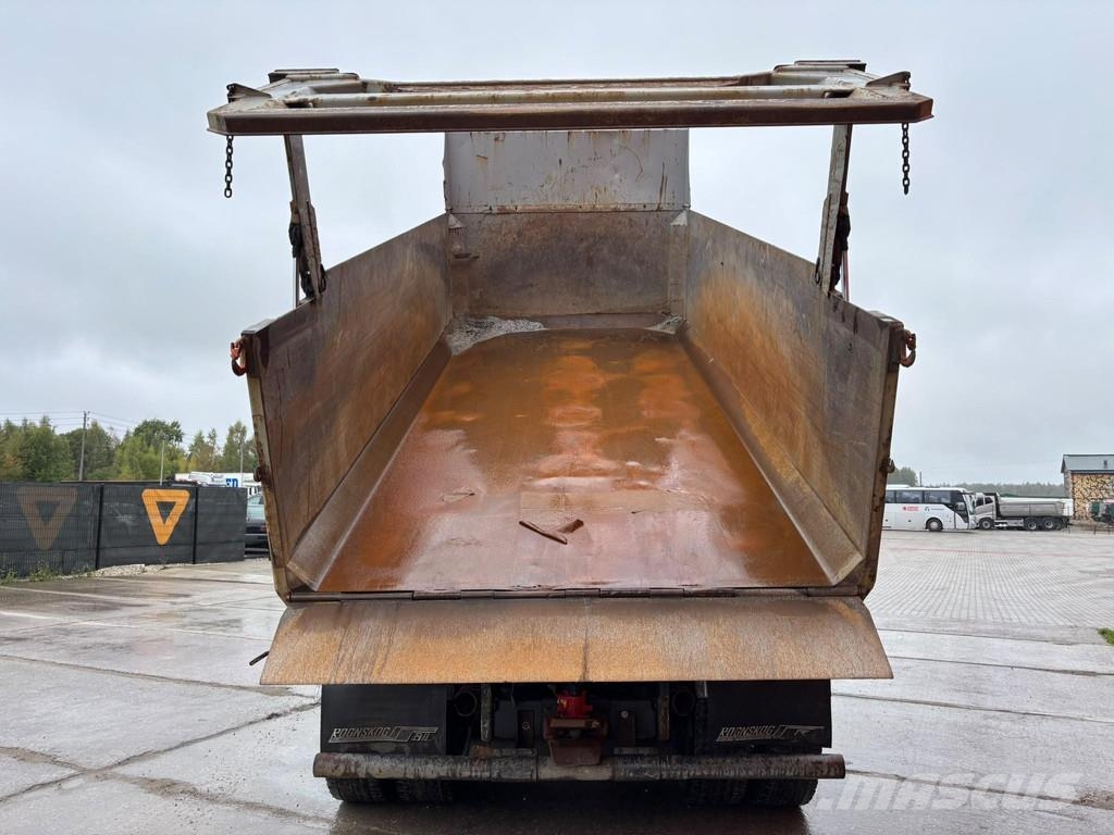 Scania R 580 8x4 RETARDER / FULL STEEL / BOX L=5576 mm Camiones bañeras basculantes o volquetes