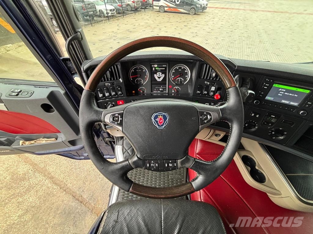 Scania R 580 8x4 RETARDER / FULL STEEL / BOX L=5576 mm Camiones bañeras basculantes o volquetes