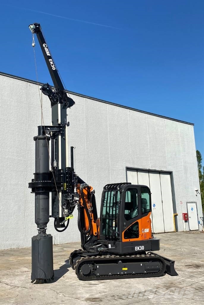 GEAX EK30 Paalutuskoneet