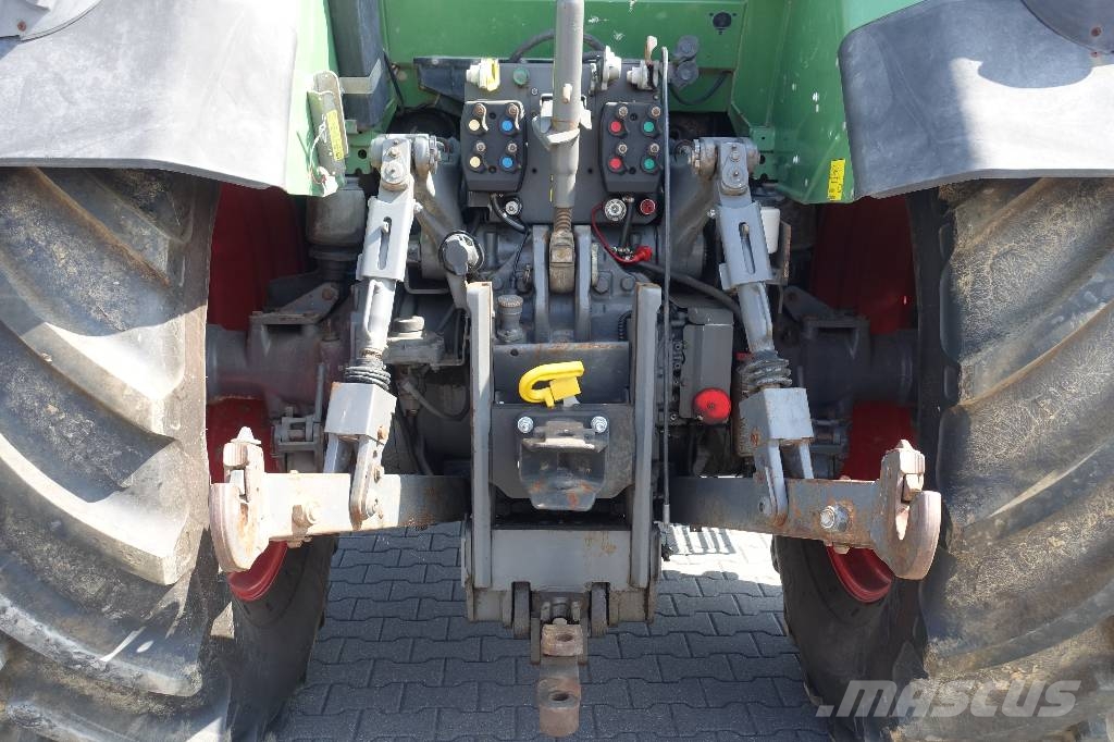 Fendt 820 Vario TMS Tractors
