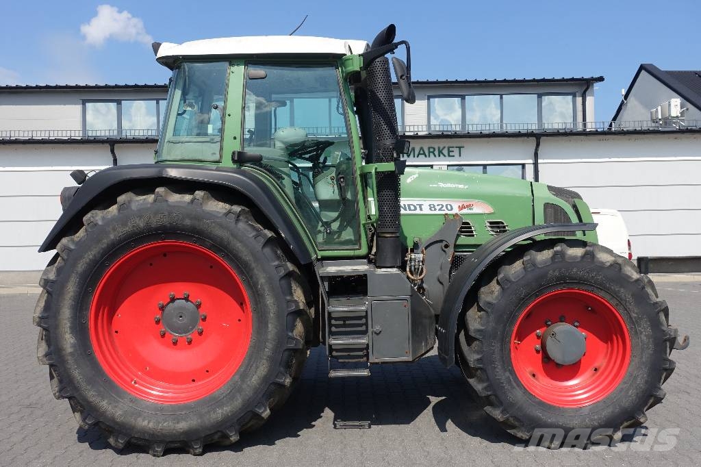 Fendt 820 Vario TMS Tractors
