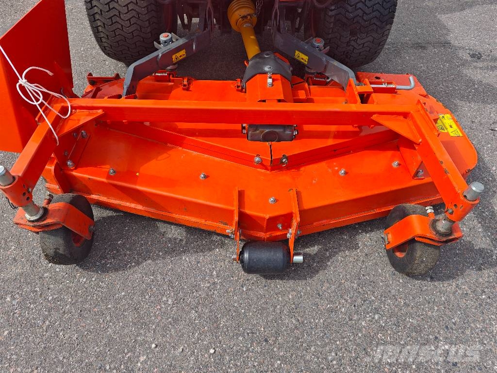 Kubota F 251 Tractores corta-césped