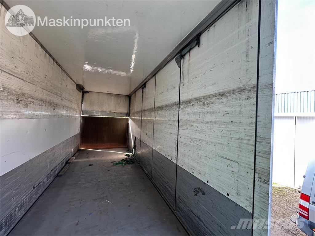 Närko S7HW13L62 Box body semi-trailers