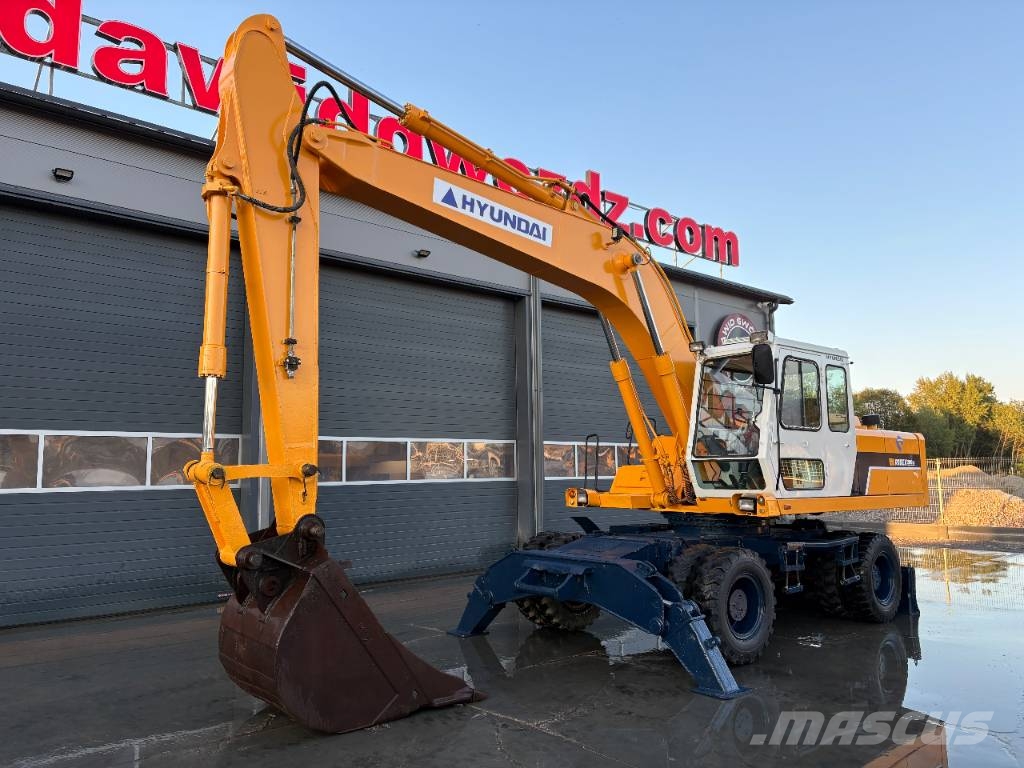 Hyundai Robex 200 W Wheeled excavators