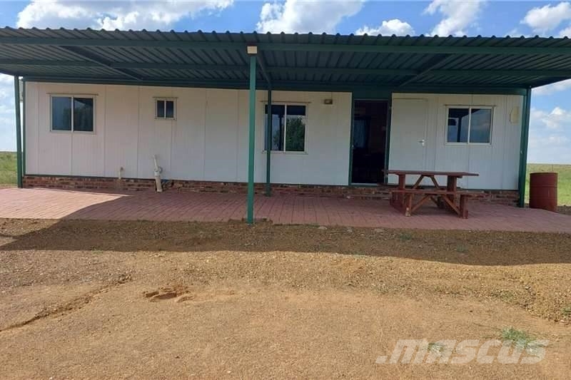 VIRAKS 2 Bedroom, one bathroom with open plan livi Anders