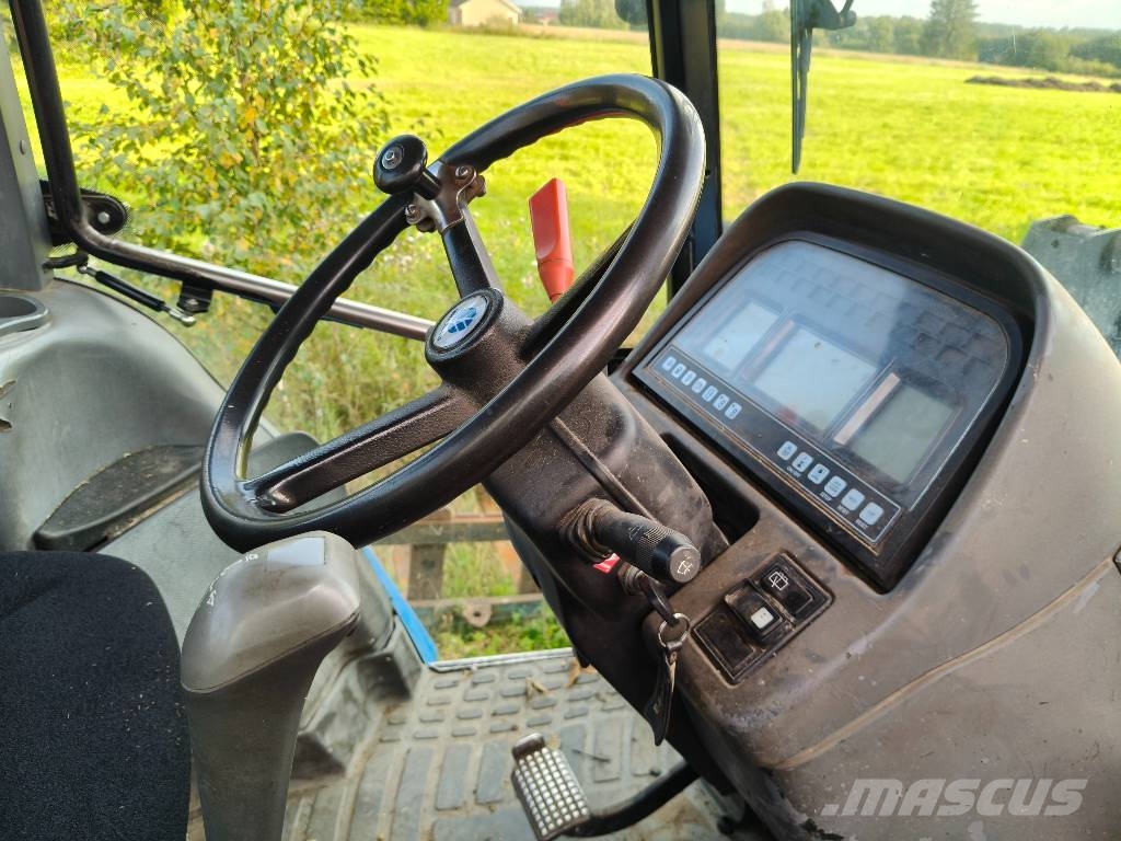 New Holland TM 125 Tracteur
