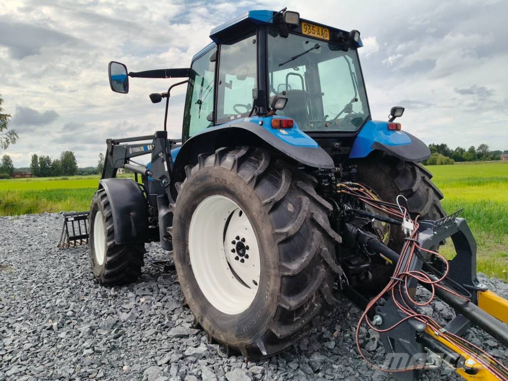 New Holland TM 125 Tracteur