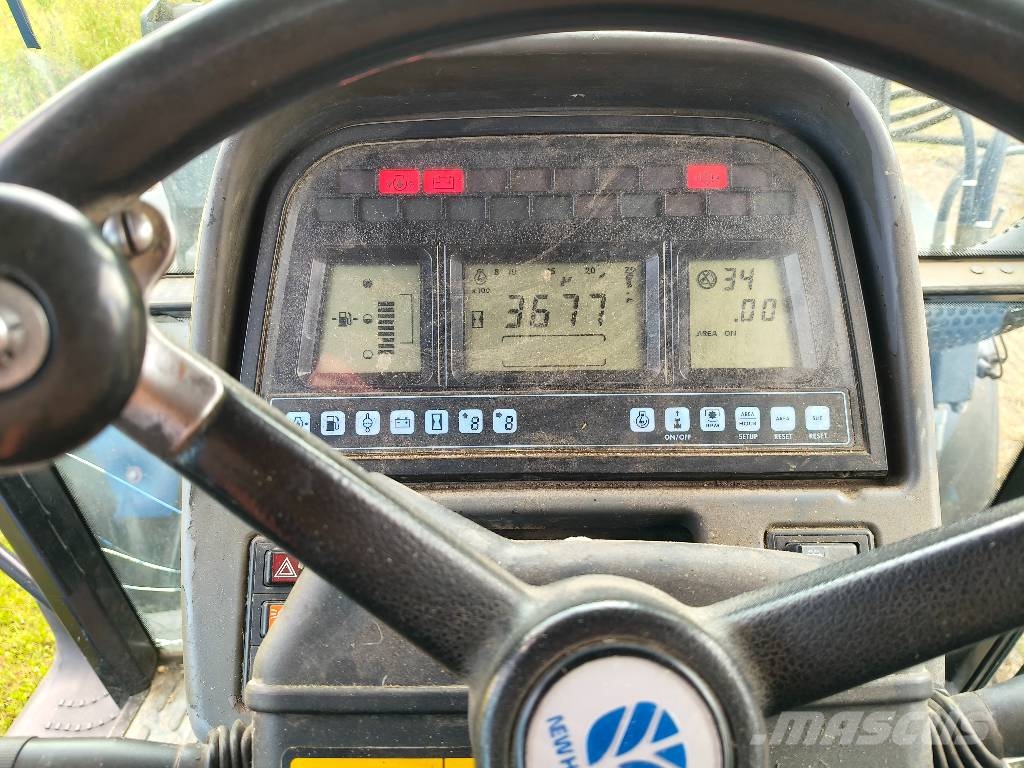 New Holland TM 125 Tracteur