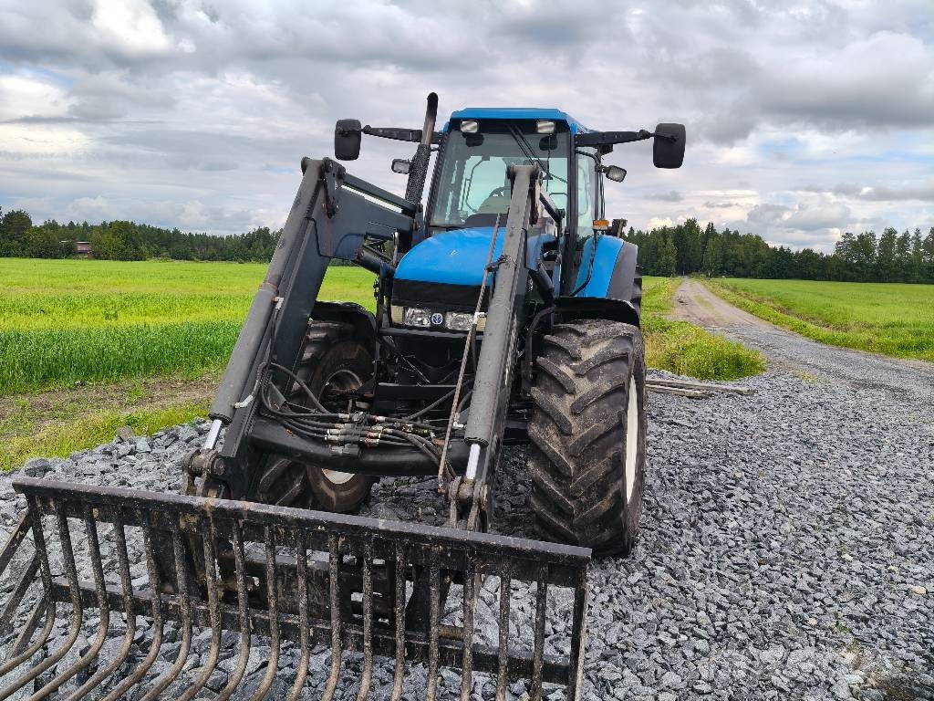 New Holland TM 125 Tracteur