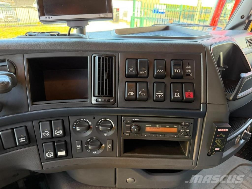 Volvo FH 420 8x4 PRITSCHE + 30m! KRAN FASSI F660 (6x) + Platformas/izkraušana no sāniem