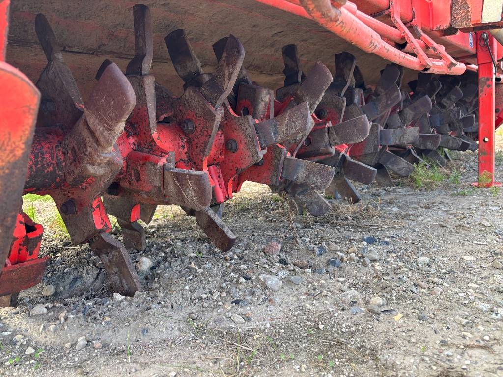 Kuhn EL 142-300 Gradas vibratorias / rotocultivadoras